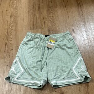Jordan shorts size small